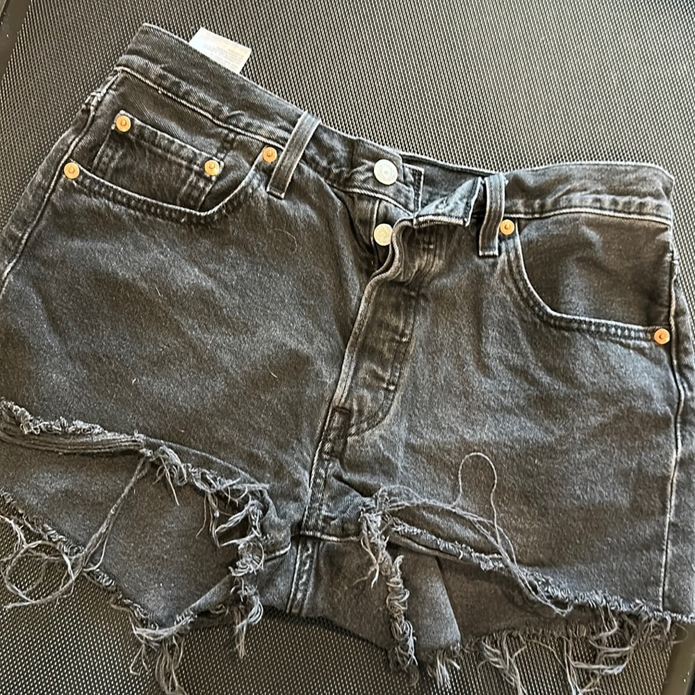 Levi 501 high waisted button down black jean shorts size 29W
